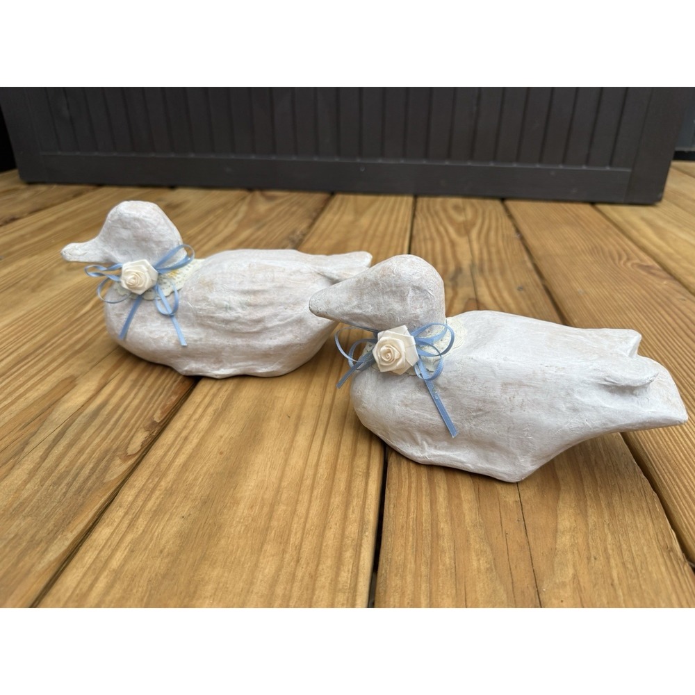 2 Vintage Country Cottage Farmhouse Paper Mache Ducks W Lace Ribbon